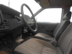 interoiret er ligesom resten af bilen ikke det kønneste i verden men det er ikke derfor man køber en jyderaket som denne