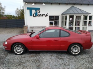 rød frækkert Hondaen er helt klart den kønneste af de to test biler